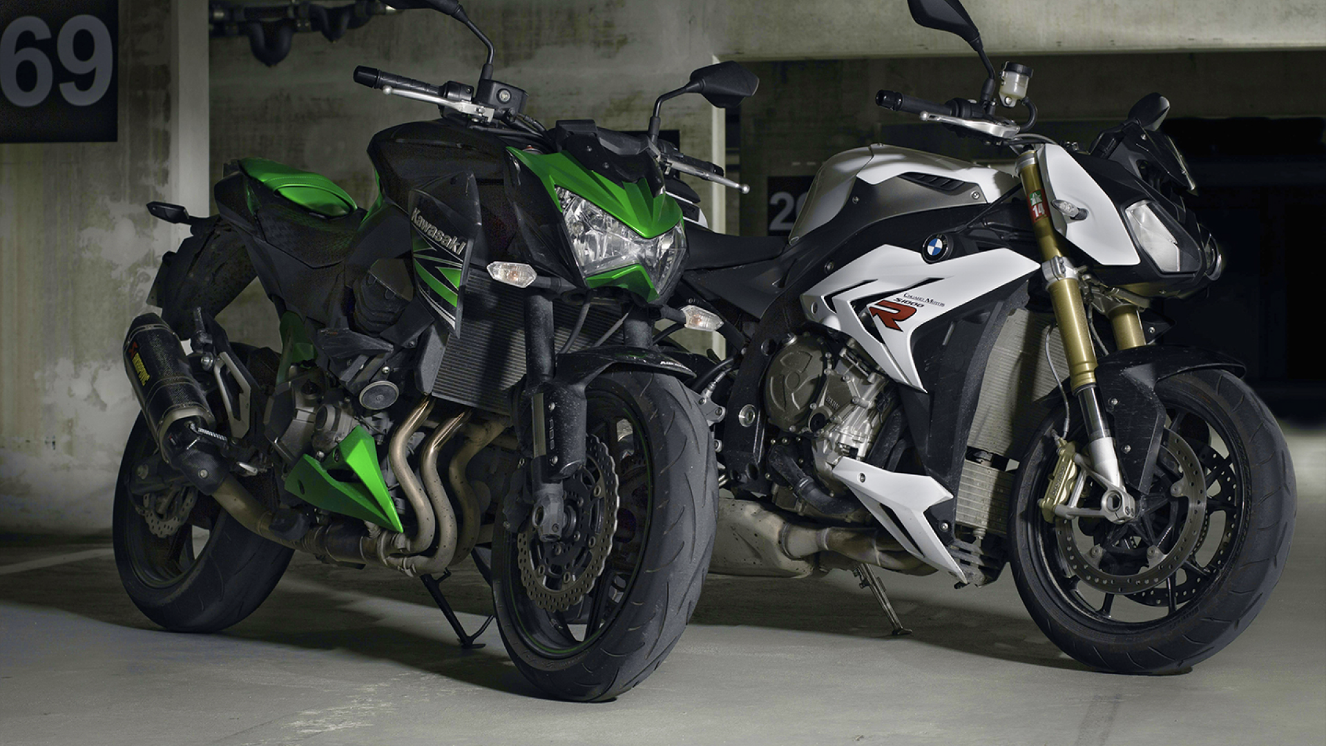 Use the same Pegase Moto on Kawasaki and BMW motorbikes